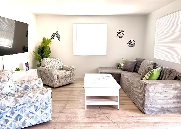 2br 2ba Retreat B 3min To Beach! * Clearwater Beach